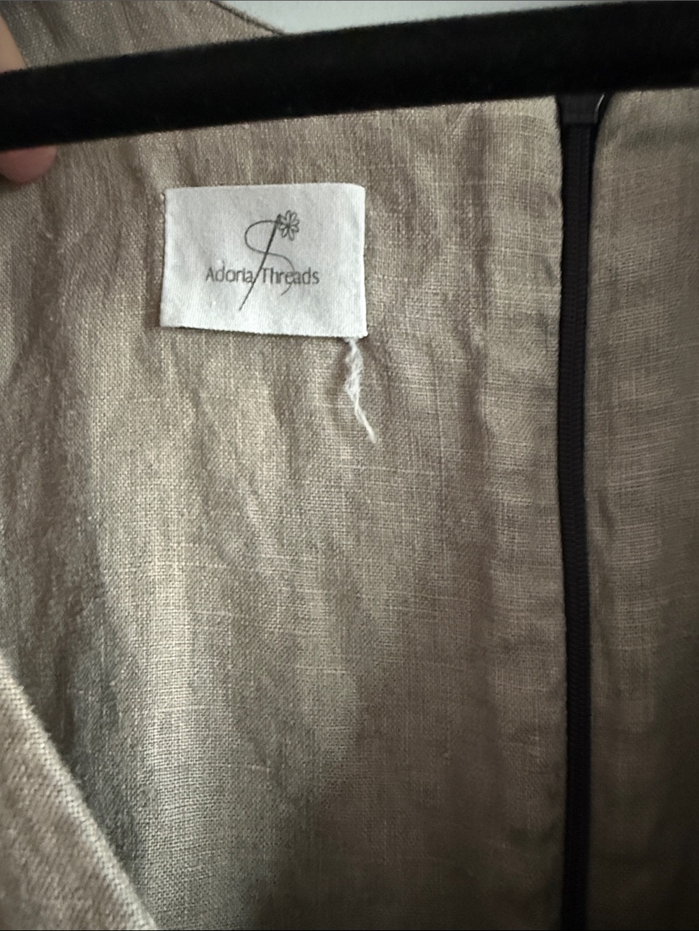 Adoria threads linen dress medium - Picture 5 of 6